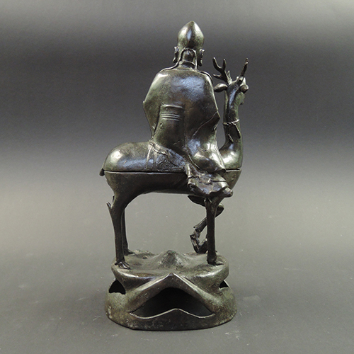 Ming bronze Shou Lao riding a deer censer | back | Bovens Amsterdam