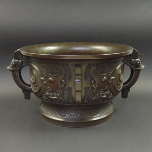 Qing bronze Gui bronze foodvessel | Bovens Amsterdam